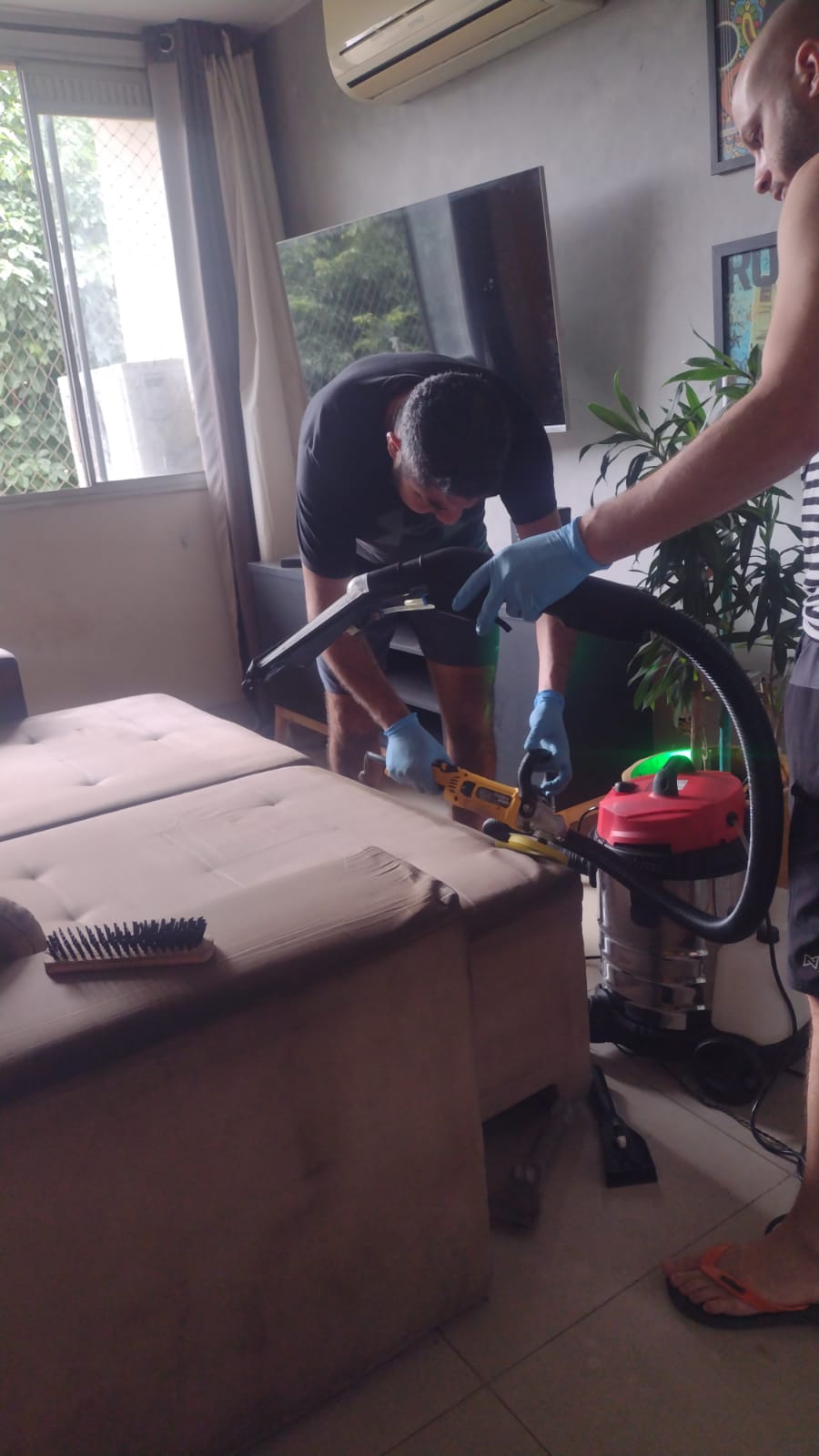 34b8503c-0ebd-43a8-8ddf-0ad35880557c